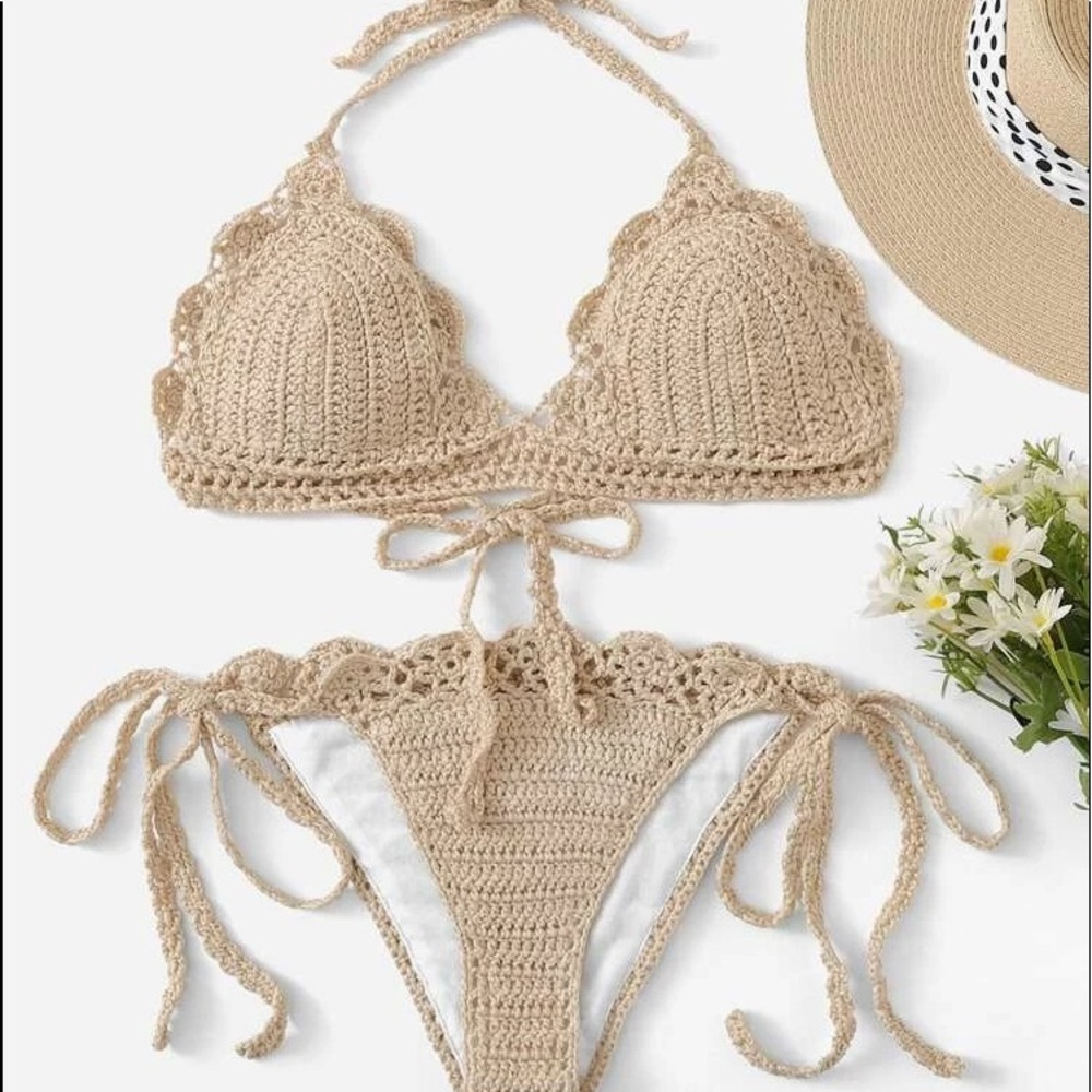 NWOT•cream/tan crochet string bikini•size small•fully lined•removable padding🏝